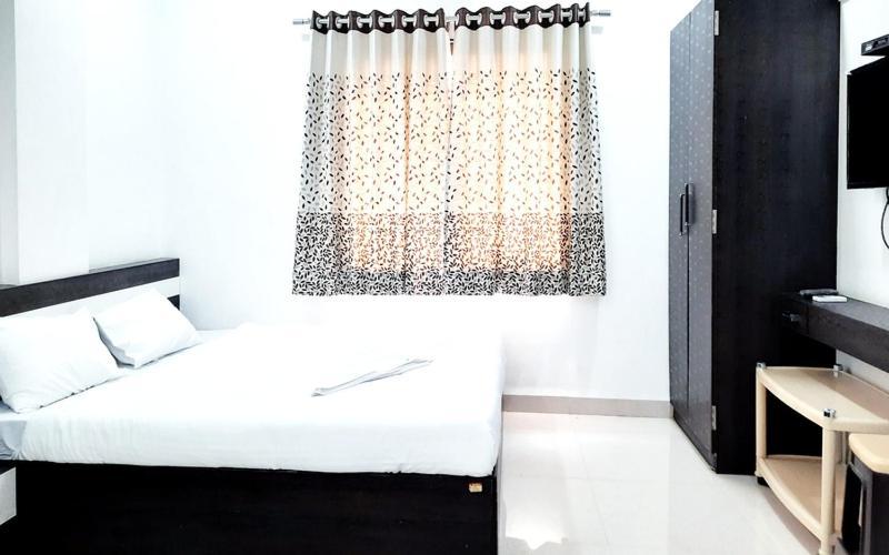 Hotel United House Shirdi Exterior photo